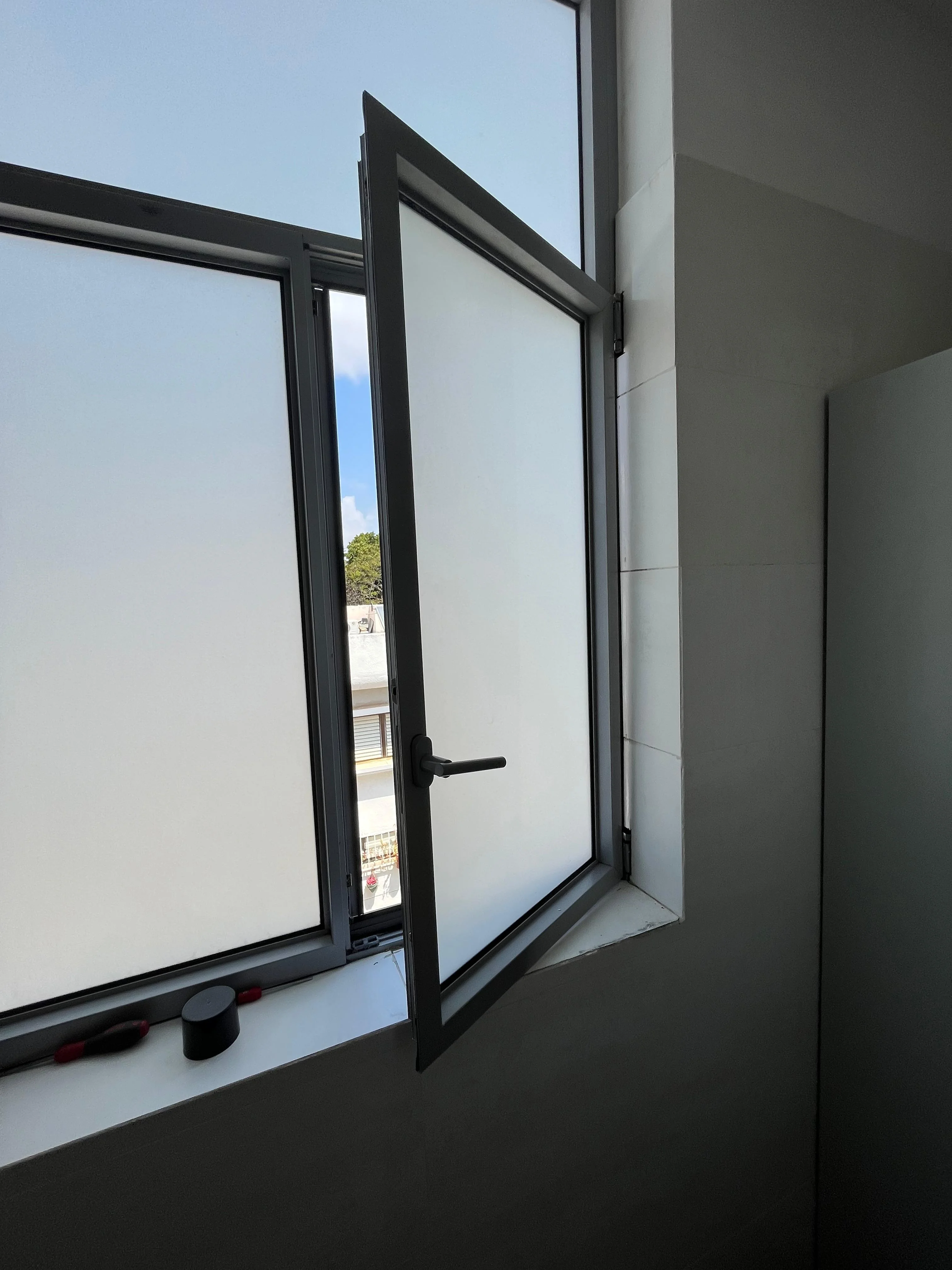 תריס חשמלי לא עובד - תיקון מנוע